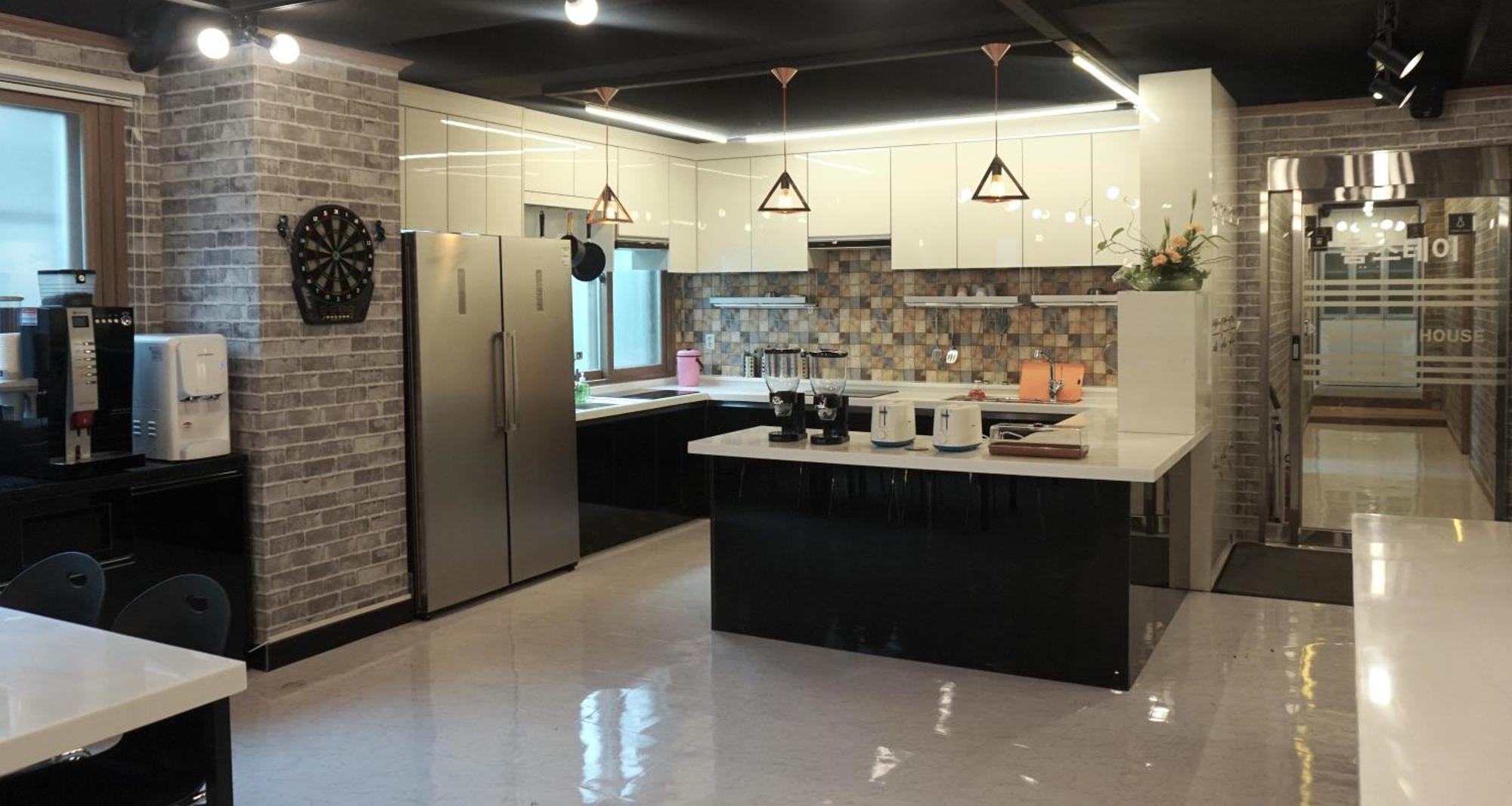 Sh Guesthouse Chuncheon Dış mekan fotoğraf